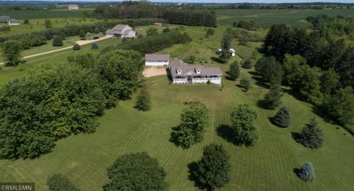 1748 30th Ave, Hammond WI  54015-5215 exterior