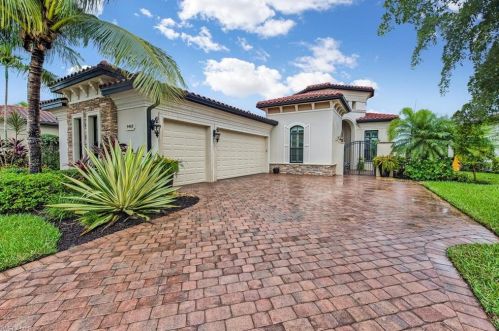 9460 Napoli Ln, Naples, FL 34113-7761