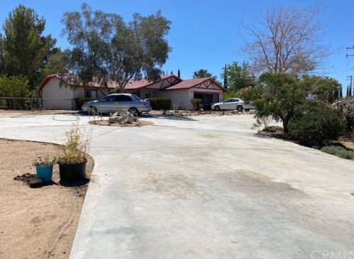 15487 Topango Rd, Victorville, CA 92394-1863