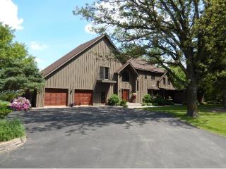 26475 Dodd Blvd, Lakeville, MN 55044-9778