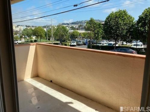 405 91st St, Daly City CA 94015-1963 exterior