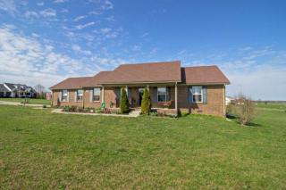 17 Filly Way, Lancaster, KY 40444-7093
