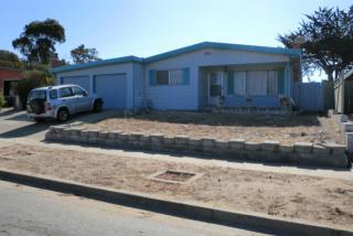 3250 Fitzgerald Cir, Marina, CA 93933-2607