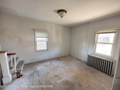 93 Randolph St, East Freehold NJ  07728-2112 exterior