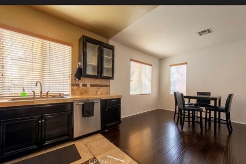 1863 213th St, Torrance CA  90501-2833 exterior