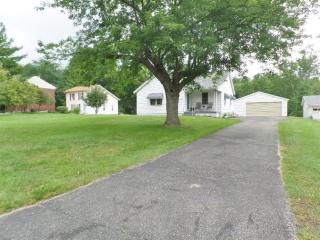 604 Cloverdale Ave, Cincinnati, OH 45246-2208