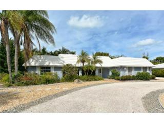 475 Partridge Cir, Sarasota, FL 34236-1911