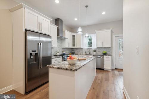 5010 Hazel Ave, Philadelphia PA  19143-1622 exterior