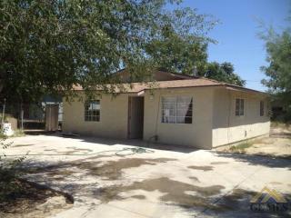 1819 Lewis St, Bakersfield, CA 93307-4530