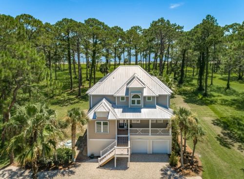 200 Gramercy Plantation Blvd, Saint George Island FL  32328-3640 exterior