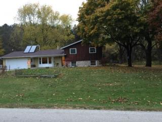 484 Shady Dr, Oneida WI  54155-9241 exterior