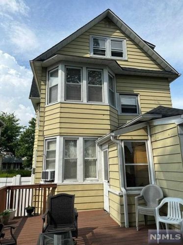 125 Christie St, Ridgefield Park NJ  07660-1908 exterior