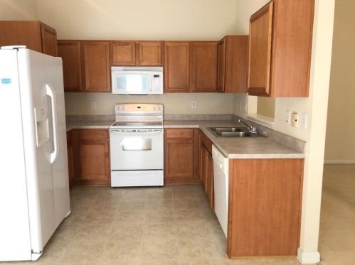 204 Greenvale Dr, Lexington SC  29072-7240 exterior