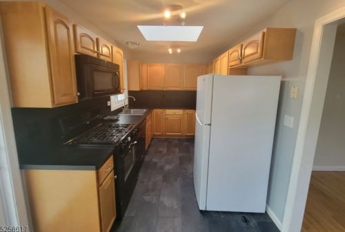 292 Terrace St, Rahway NJ  07065-2415 exterior