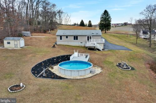 8277 Church Rd, Cross Roads, PA 17322-8286