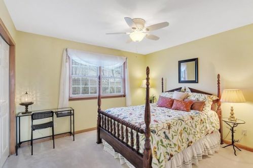 1204 Harmony Heights Dr, Harmony PA  16037-7628 exterior