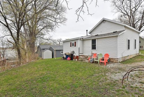 1322 1st Ave, Faribault MN  55021-3017 exterior