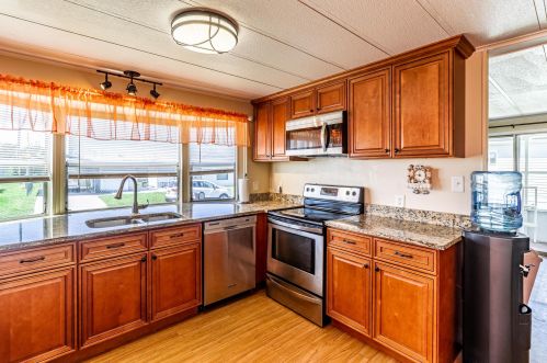 4079 Shady Ln, Boynton Beach, FL 33436-2338