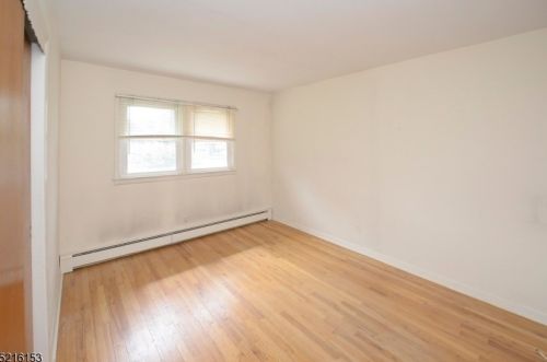 683 Squaw Brook Rd, Paterson NJ  07508-3004 exterior