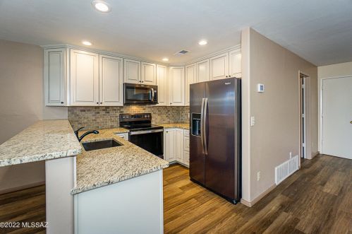 1118 Abrego Dr, Green Valley AZ  85614-3635 exterior