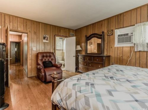 613 Caledonia Rd, Huntington Station NY 11746-5122 exterior