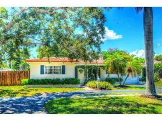 1332 Washington St, Hollywood, FL 33019-1813