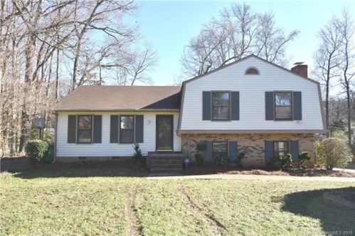 5919 Idlebrook Dr, Charlotte, NC 28212-4724