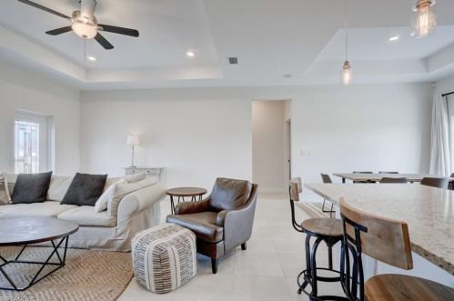 3065 5th Pl, Cape Coral FL  33904-3412 exterior