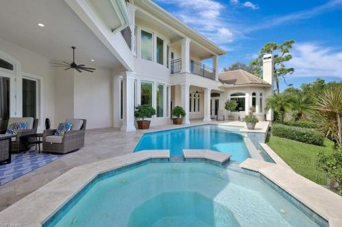 11726 Walton Pl, Naples, FL 34110-0922
