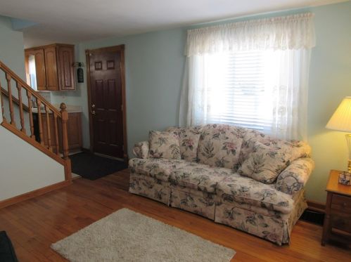 209 Beverly Dr, New Kensington PA  15068-3207 exterior