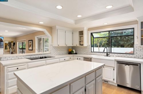 90 Wild Oak Ct, Danville CA  94506-4546 exterior