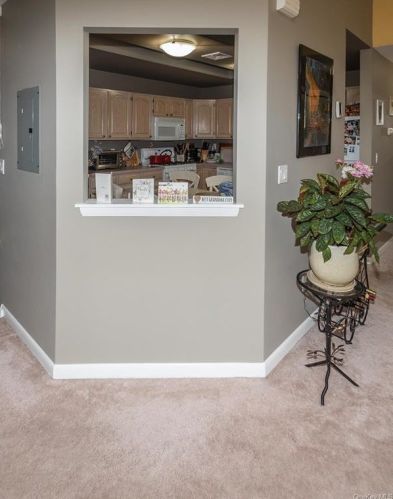 135 Swan Ct, Poughkeepsie NY  12603-6971 exterior