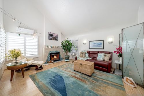 11225 Westonhill Dr, San Diego CA  92126-1447 exterior
