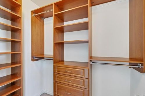 122 Northview Ct, Peekskill NY  10566-4439 exterior