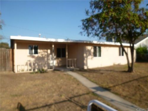 1722 Orange St, Redlands CA  92374-2253 exterior
