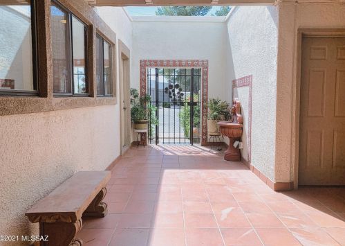 6911 Dorado Ct, Tucson, AZ 85715-4755