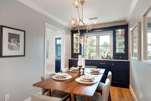 3077 Ducommun Ave, San Diego CA 92122-2221 exterior