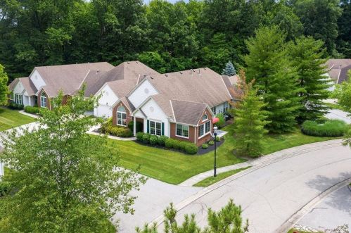 2102 Traverse Crk Dr, Milford OH  45150-5050 exterior