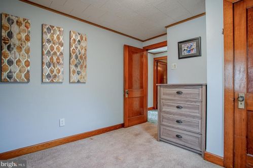 385 Zynn Rd, Downingtown PA  19335-1146 exterior