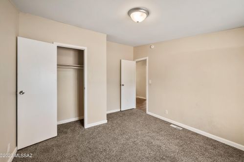 7020 Featherstone Trl, Tucson AZ  85743-8994 exterior