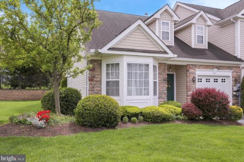 314 Village Dr, Blandon, PA 19510-9581