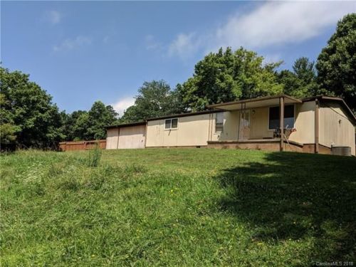 19 Elmers Pl, Fairview, NC 28730-8402