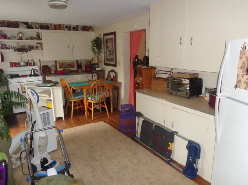 284 Walnut St, Wilmington OH  45177-1831 exterior