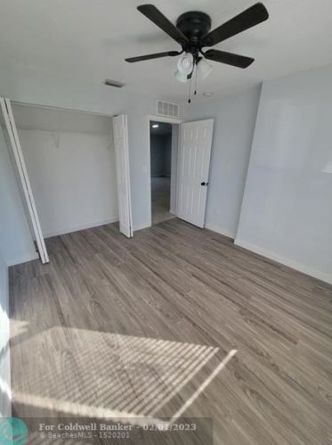 149 Dabou Loop, Belle Glade FL  33430-4284 exterior