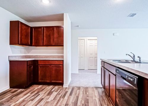 2910 24 St, Lehigh Acres FL 33976-3831 exterior