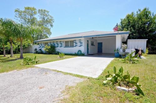 5302 13th Ave, Saint Petersburg, FL 33707-3510