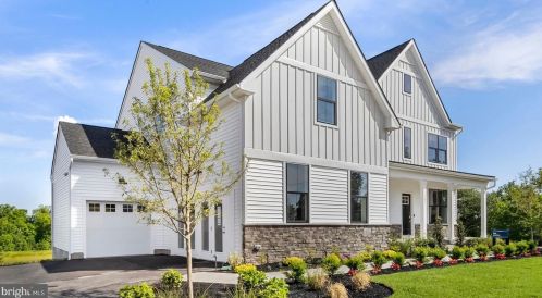 5050 Majestic Dr, Coopersburg, PA 18036-8713
