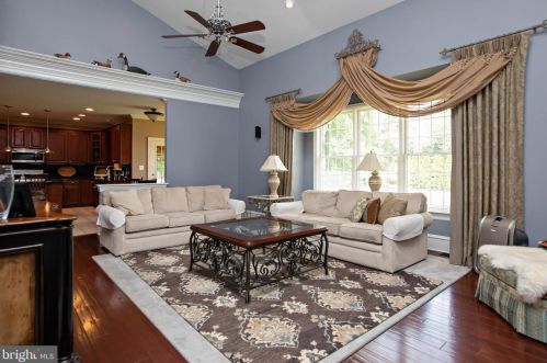 7 Mckinley Ave, Blenheim NJ  08012-5355 exterior