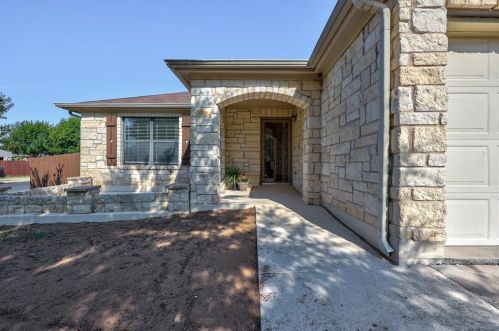 5636 Nijmegen Dr, Del Valle, TX 78617-3667