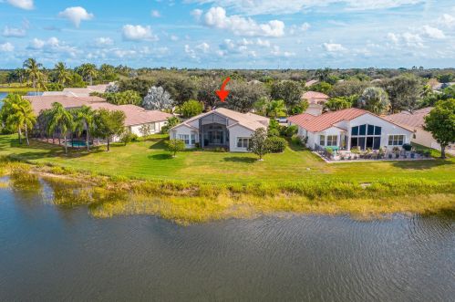 6810 Fiji Cir, Boynton Beach FL  33437-7022 exterior